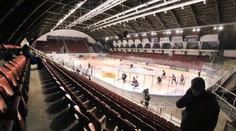 Extraligové kluby hrozia ukončením ročníka. Bez divákov hrať nechcú, vláde dali ultimátum