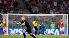 VIDEO: V nervydrásajúcom štvrťfinále uspeli po penaltovom rozstrele Chorváti