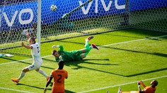 VIDEO: Rakúsko uspelo v záverečnom zápase a ovládlo náročnú skupinu. Opäť padol aj vlastný gól