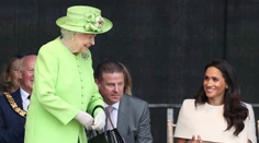 To je nádhera! Meghan dostala od kráľovnej Alžbety II. luxusný darček