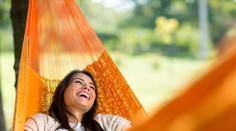 Veda má odpoveď na to, ako byť šťastnejší. Toto sú drobné zvyky, ktoré vám hneď zmenia náladu