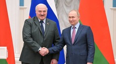 Nielen Rusko a Bielorusko. Na pohreb kráľovnej Alžbety II. nepozvali zástupcov ďalších štyroch krajín