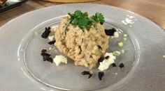 Krúpové  rizoto s bryndzou a sušenou slivkou