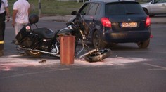 Do sanitky, ktorá prevážala pacienta, vletel motorkár