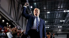 Trump napísal uštipačný novoročný pozdrav