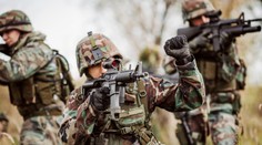 Japonsko reaguje na Trumpa a tvrdí, že už platí dosť na amerických vojakov