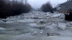 Ľadové kryhy strašia ľudí, obávajú sa povodní