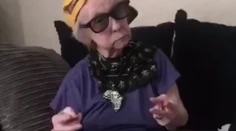 Táto 93-ročná prababka má neuveriteľný swag. Veď pozrite