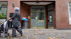 Odíďte z Ameriky! Kričala Newyorčanka, ktorá zaútočila na dve moslimské matky s kočíkmi