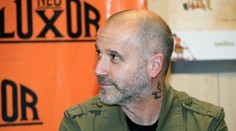 Český moderátor skončil v nemocnici: Zranená chrbtica a prepichnuté pľúca