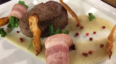 RECEPT NA DNES: Hovädzie medajlónky s petržlenovým pyré a fazuľovými strukmi