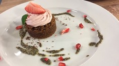 Čokoládový koláčik s kúskami čokolády