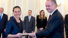 Premiérová manželka Svetlana Ficová je už profesorka občianskeho práva