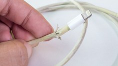 Aj vám sa takto lámu nabíjačky? Poradíme vám, ako tomu predísť