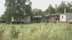 Chatárov na Šírave straší preplnená žumpa. Ohrozená je vraj aj vodná nádrž