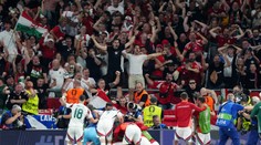 VIDEO: Za spoluhráča, ktorý sa desivo zranil, bojovali do konca. Maďari udreli v 100. minúte a živia nádej na postup