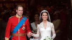 Kate po 10 rokoch v kostole opäť v bielom! Williamov pohľad hovorí za všetko