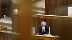 Miliarda eur pre nemocnice v ohrození. Minister zdravotníctva si podľa premiéra neplní domácu úlohu