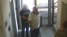 Kamera nasnímala, ako ho okradli. Z ďalších informácií vás asi porazí