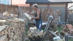Palivového dreva máme dosť, jeho ceny sú však vysoké. Takto najviac ušetríte