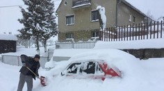 OBRAZOM: Sever Slovenska zasypal sneh, z Oravy a Kysúc hlásia aj viac ako 80 centimetrov