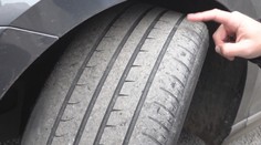 So zimnými pneumatikami sa špekulovať neoplatí. U našich susedov vám hrozí likvidačná pokuta