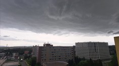 Leto sa ešte určite nekončí. Po miernom ochladení a búrkach sa opäť vyčasí