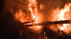 Nevidiaca žena a nepočujúci muž prišli pri požiari o strechu nad hlavou