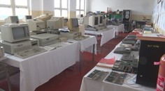 Ako prví na Slovensku mali počítač, dnes im zbierku elektroniky závidia i technické múzeá