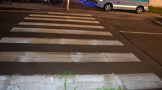 Na priechode pre chodcov v L. Mikuláši zrazil vodič dvoch chodcov. Jeden bojuje o život