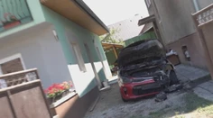 Horiace auto v Nemšovej ohrozovalo rodinu s tromi deťmi