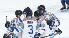 Hokejisti Popradu si v Piešťanoch poradili s reprezentačnou dvadsiatkou