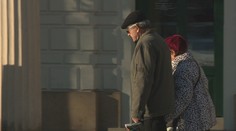 Viacerým vdovám a vdovcom obnoví Sociálna poisťovňa na budúci rok vyplácanie dôchodkov