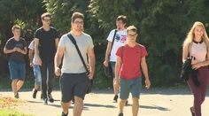 Na čo míňajú slovenskí vysokoškoláci najviac peňazí a odkiaľ ich berú