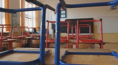 Škôlky aj školy sú zatvorené a mnohí rodičia na OČR. Tu sú nové pravidlá