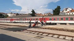 Na železnici sa začala dovolenková sezóna. Z Bratislavy vyrazil prvý vlak k Jadranu