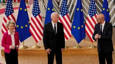 Spojené štáty sa vrátili na medzinárodnú scénu