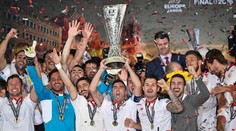 Rekordný titul FC Sevilla. Liverpool zdolala po skvelom obrate 3:1