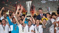 Rekordný titul FC Sevilla. Liverpool zdolala po skvelom obrate 3:1