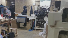 Viac ako 32 ton tabaku. Na východe Slovenska odhalili masívnu nelegálnu výrobňu cigariet