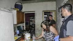 Rodičia a stará mama nútili malé deti k sexuálnym praktikám. Žili v hrozných podmienkach