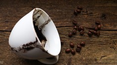 Nevyhadzujte usadeniny z kávy! Poradíme vám, ako ich využijete v domácnosti a pri kráse