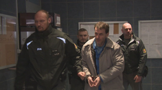 Na pojednávanie prišla aj obeť. Pedofil z Pezinka sa pred súdom priznal