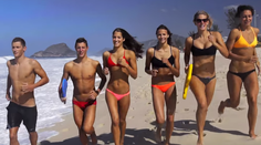 Sexy telá českých plavcov ohúrili Rio. Klip ako z Baywatchu