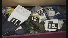 Ukradli občianske preukazy a objednávali tovar, za ktorý nezaplatili. Po roku ich chytila polícia