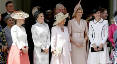 Toto často nevidíme. Kate zatienila iná dáma s “modrou krvou“