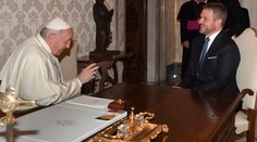 Pápež František prijal premiéra Pellegriniho, ten mu priniesol originálne dary