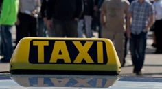 Nitrianski policajti odhalili zdrogovaného taxikára. Drogy mal aj v aute