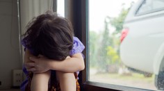 Stres v ranom detstve mení mozog viac ako zranenia hlavy, môže to viesť k duševným poruchám