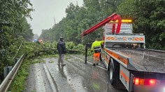Vietor spôsobil na Orave výpadky elektriny. Bez energie je vyše tisíc odberných miest